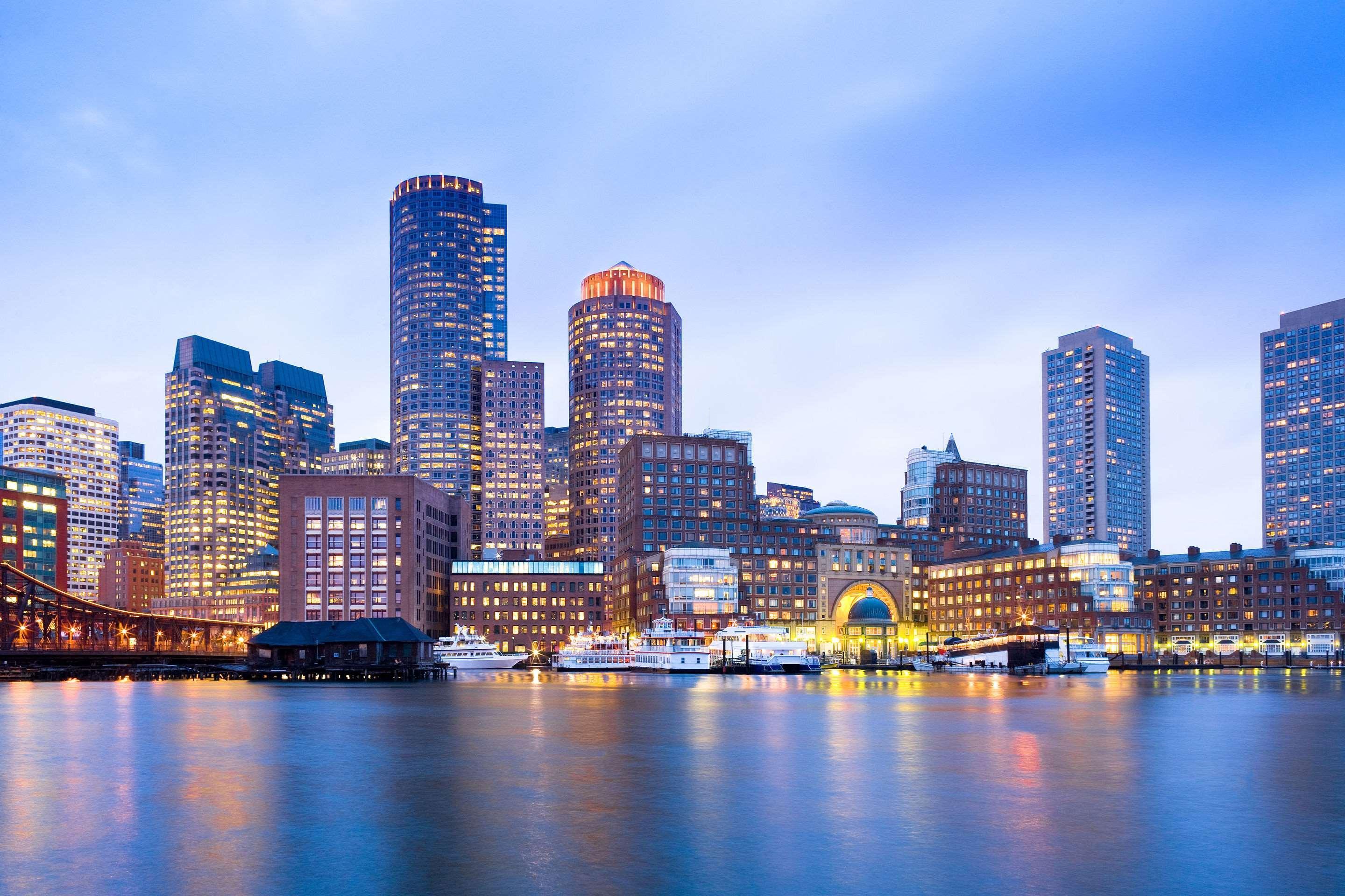 Cambria Hotel Boston Downtown - Seaport Екстериор снимка