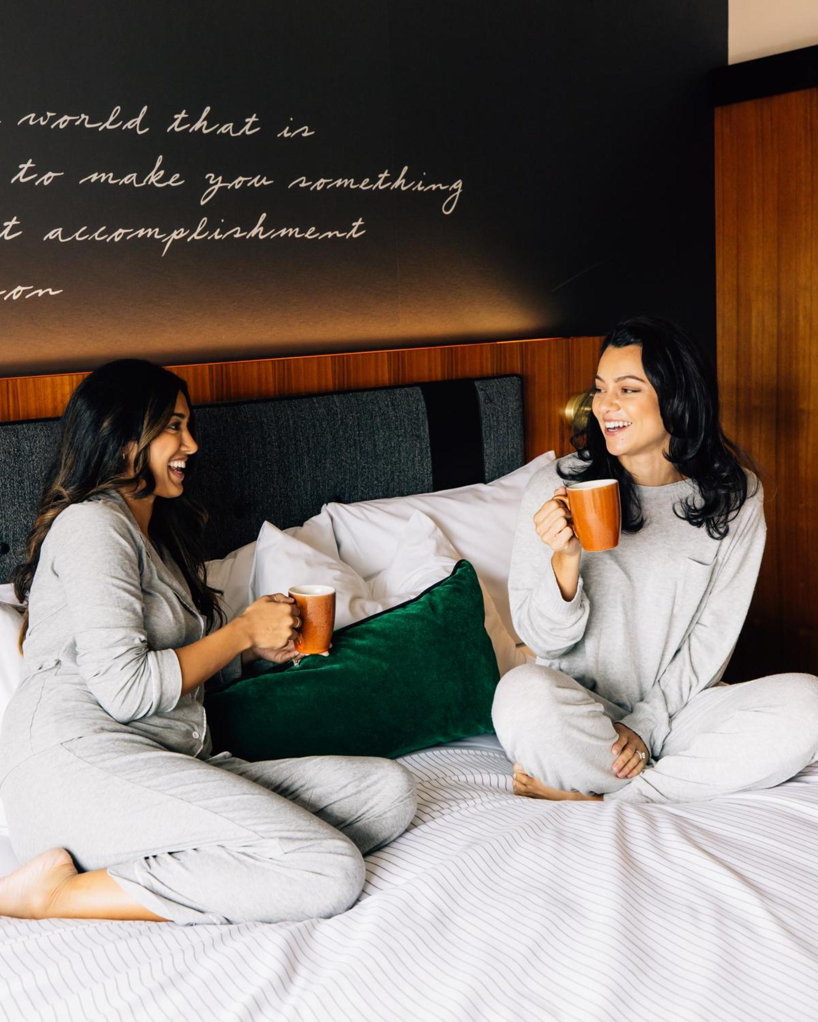 Cambria Hotel Boston Downtown - Seaport Екстериор снимка