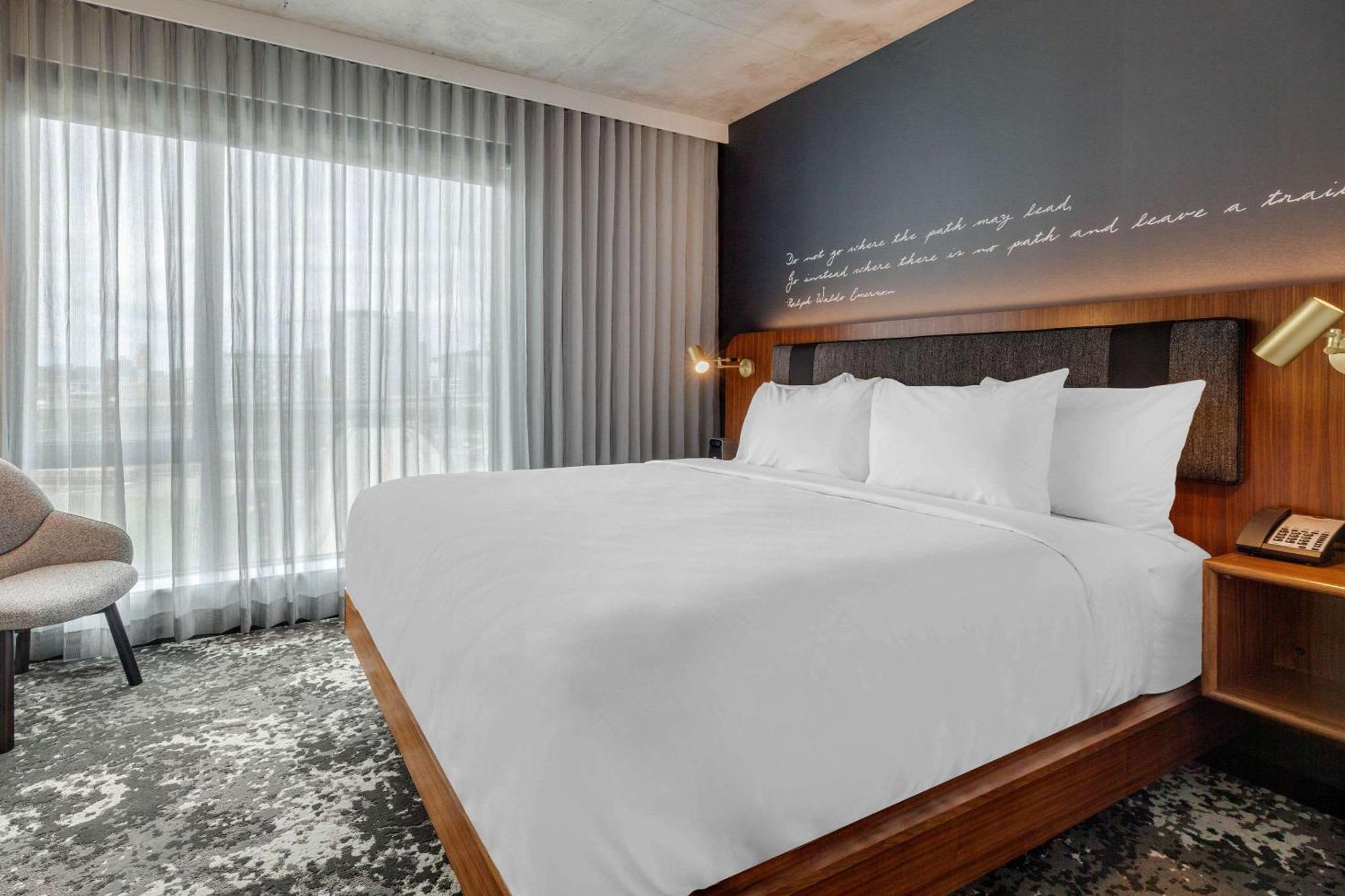 Cambria Hotel Boston Downtown - Seaport Екстериор снимка